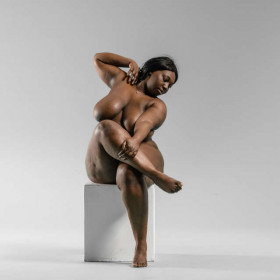 Life drawing zola 06 — figure reference